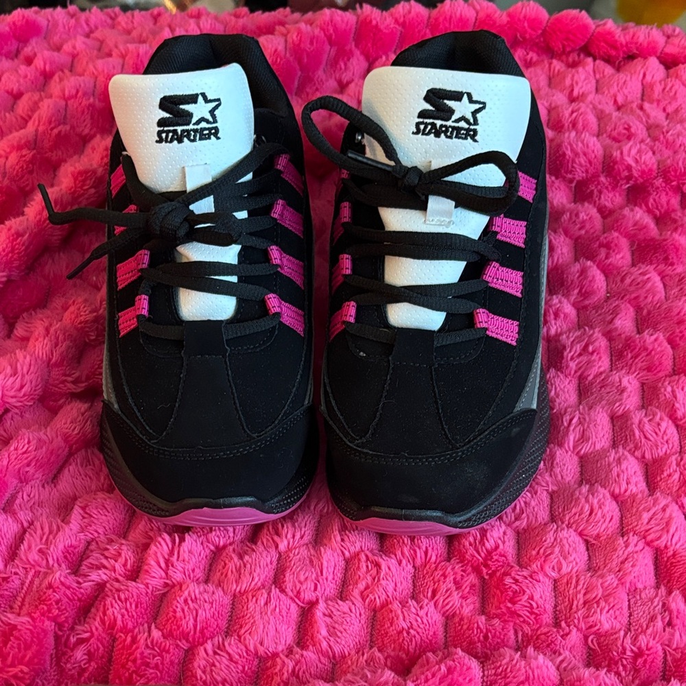 STARTER Kids Sneakers in Black and Pink Accents